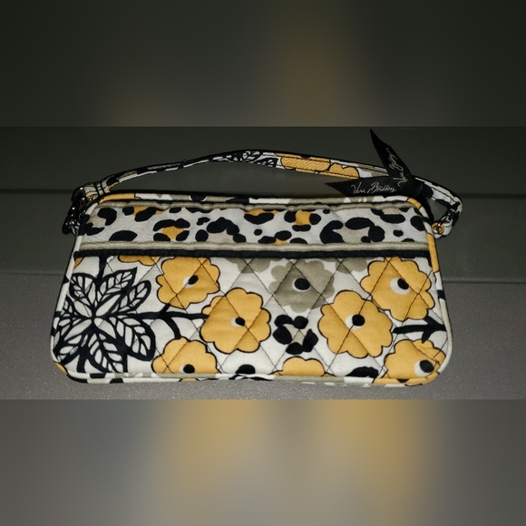 Vera Bradley Go Wild Wristlet EUC - Picture 2 of 7